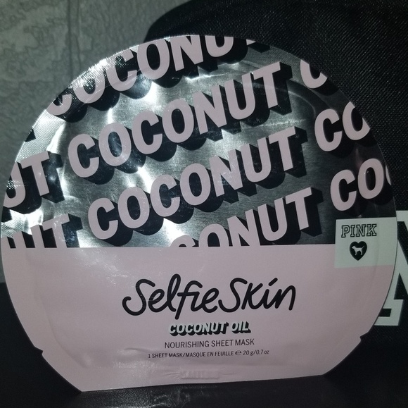 PINK Victoria's Secret Bundle NWT - Picture 3 of 6